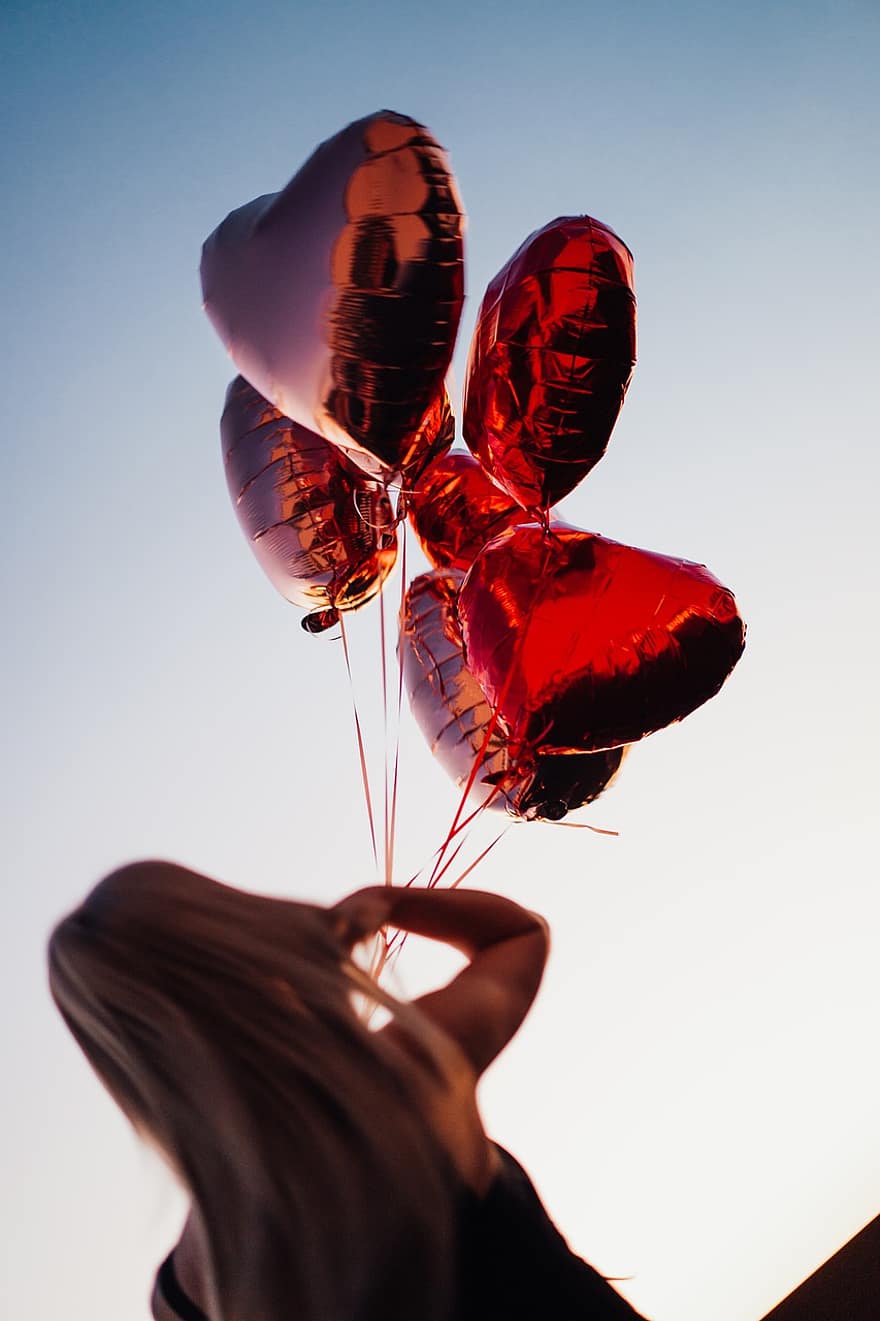 balões, presentes, Dia dos namorados, feliz Dia dos namorados, amor, balão, mulheres, segurando, celebração, adulto, mão humana