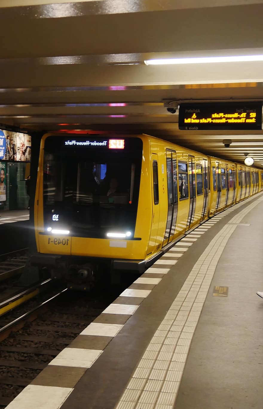 undergrundsbane, Berlin, metro, BVG, transportere, jernbane, transportmidler, transportform, metrostation, offentlig transport, underjordisk