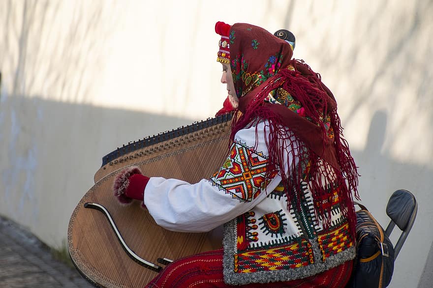 wanita, musik, instrumen, alat musik, pakaian tradisional, musik jalanan, bakat, selo, harpa, simfoni, hiburan