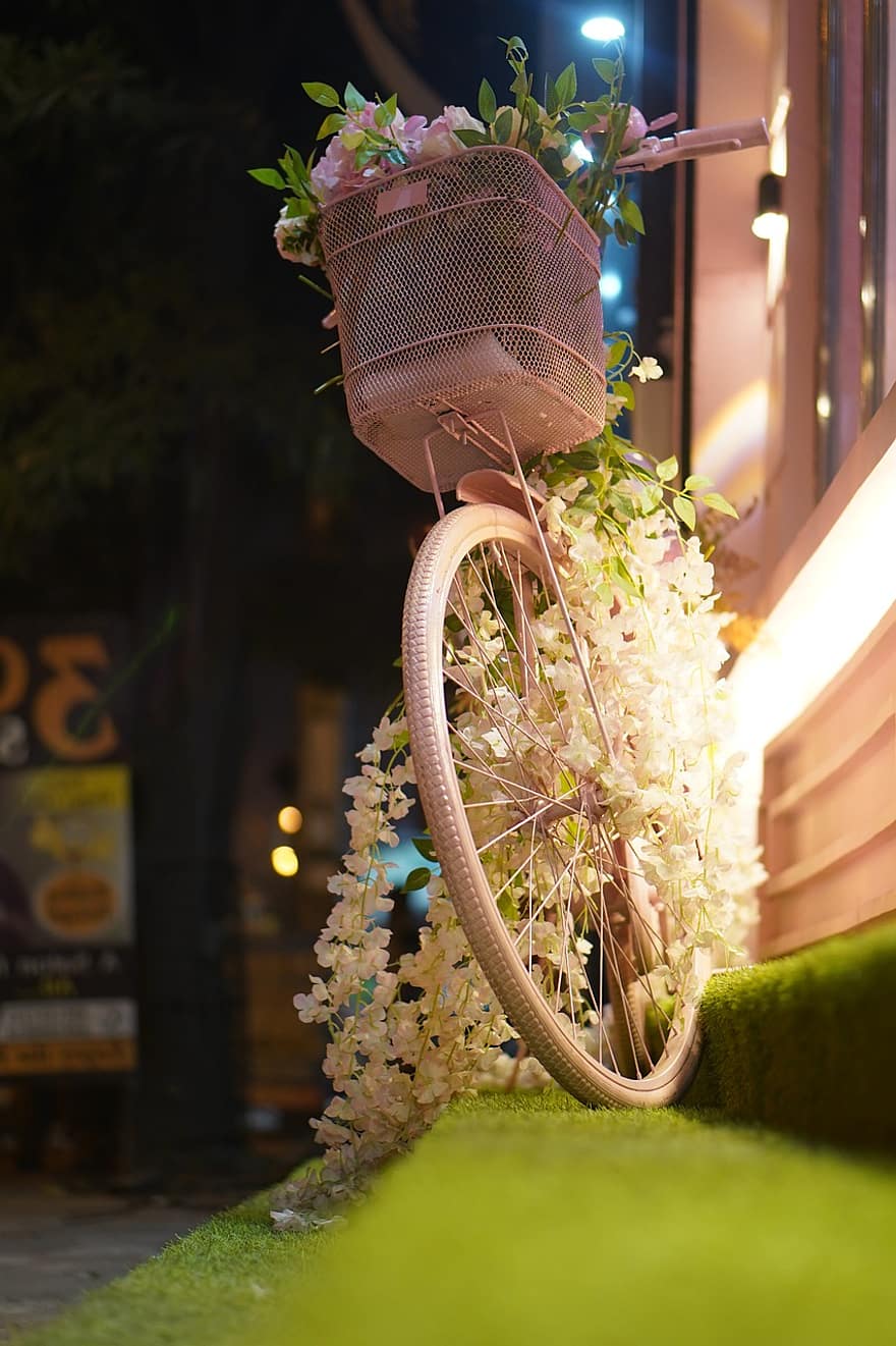 fiori, bicicletta, ciclo, decorazione, bar, caffetteria, luci, caffè indiano, festa, cena, fiore