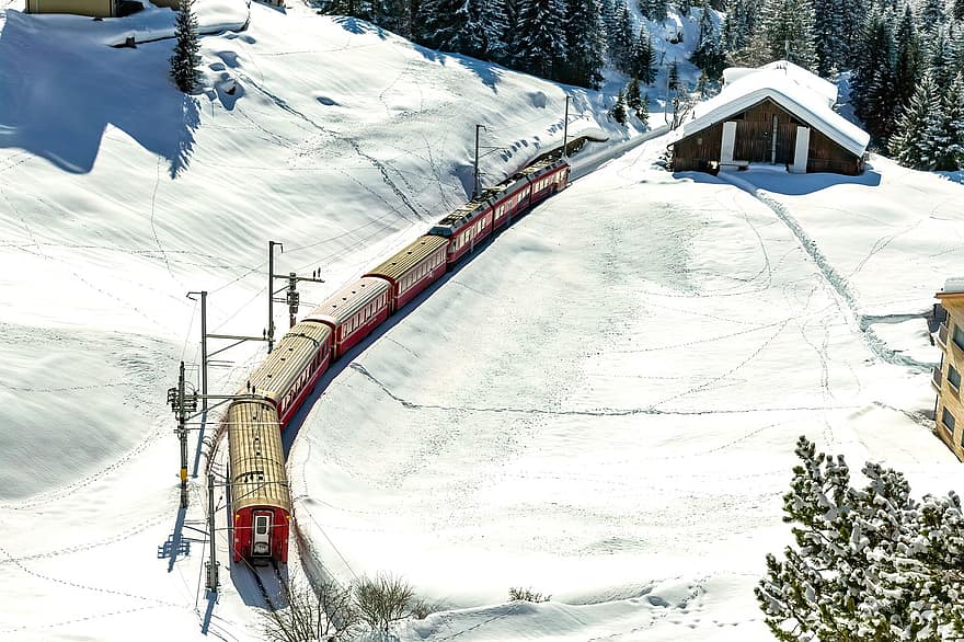 列車、雪、アロサ、スイス、冬、雪が多い、タウン、輸送、交通手段、旅行、トリップ