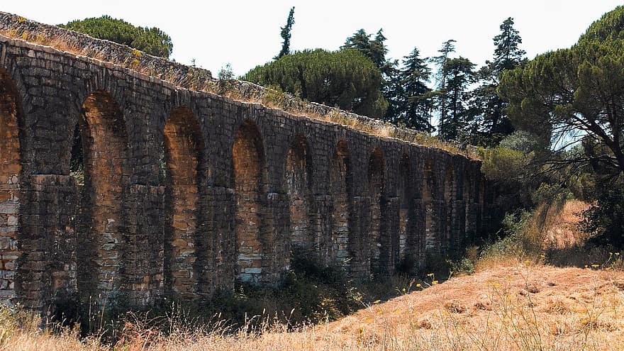 Aquädukt, Tomar, Portugal