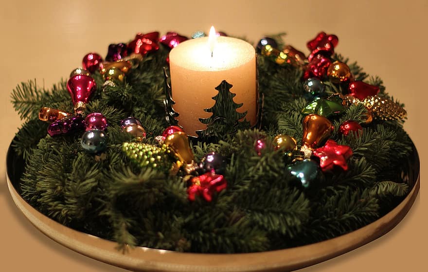 Wreath, Candle, Christmas Motif