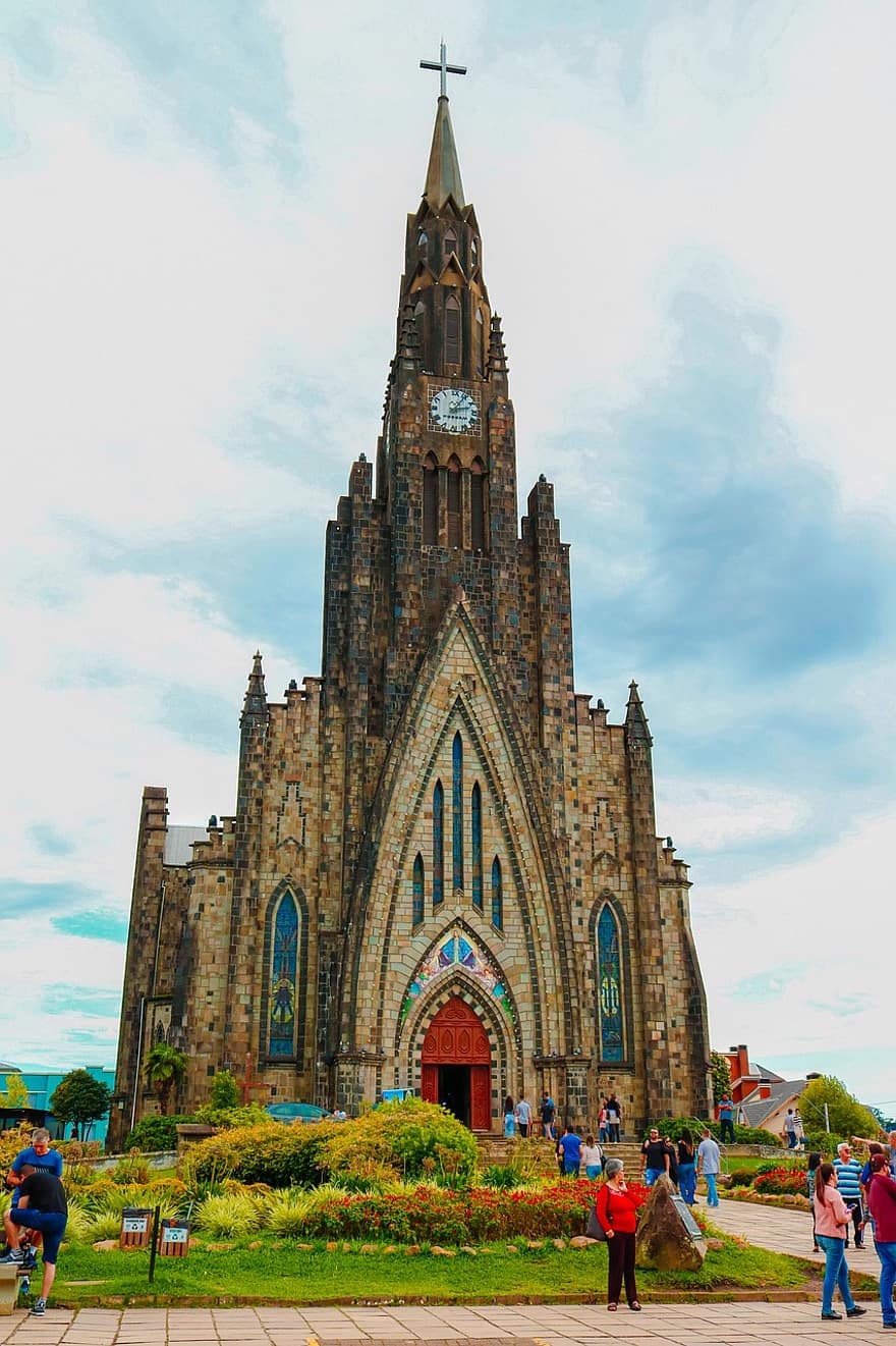 Chiesa, Cattedrale, cattedrale della nostra signora di Lourdes, cattedrale di pietra, costruzione, architettura, turismo, cattolicesimo, religione, fede, cristianesimo