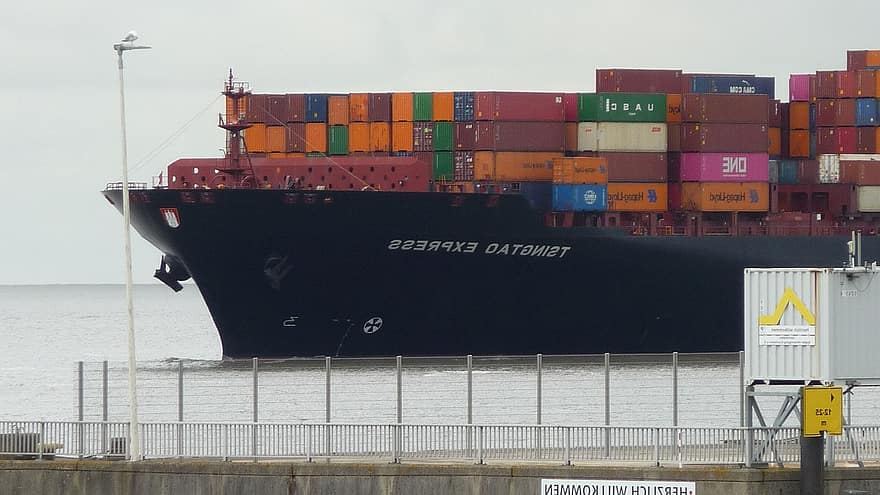 Tsingtao Express, nava de containere, Ruta de transport maritim mondial