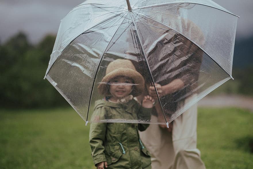 mor, datter, paraply, udendørs, regn, forælder, baby, barn, mennesker, familie, kærlighed