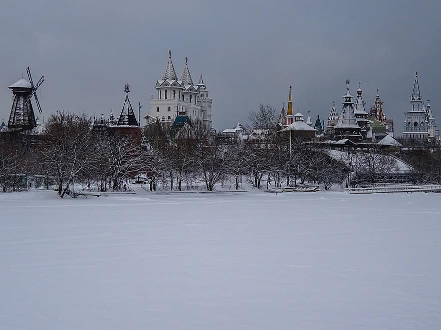 宮殿、冬、旅行、観光、モスクワ、ロシア、イズマイロボクレムリン、建築、建物、シティ、雪