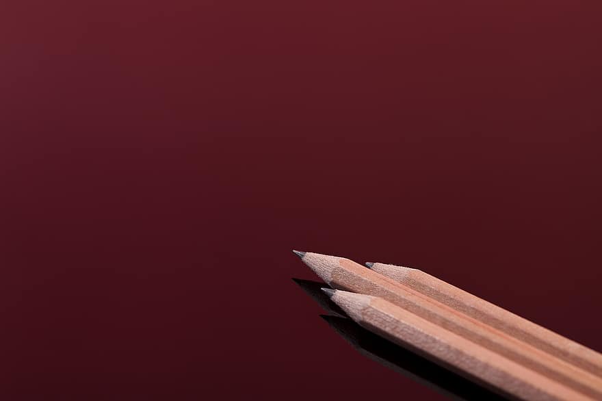 ดินสอ, ดินสอไม้, เครื่องมือการเขียน