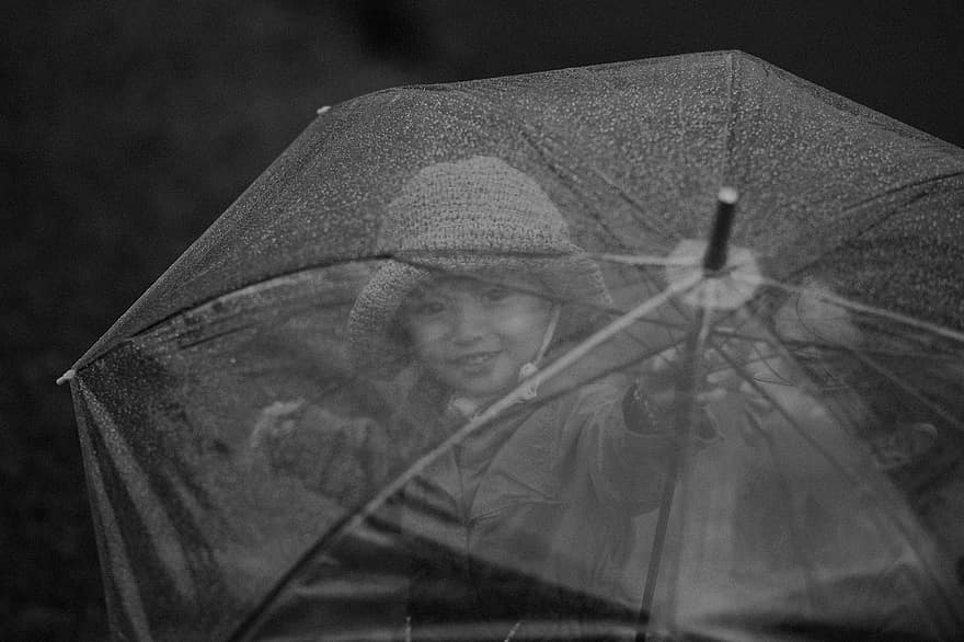 lietussargs, bērns, līst, lietus, melns un balts, laikapstākļi, raindrops, slapjš, sievietēm, viens cilvēks, pieaugušais