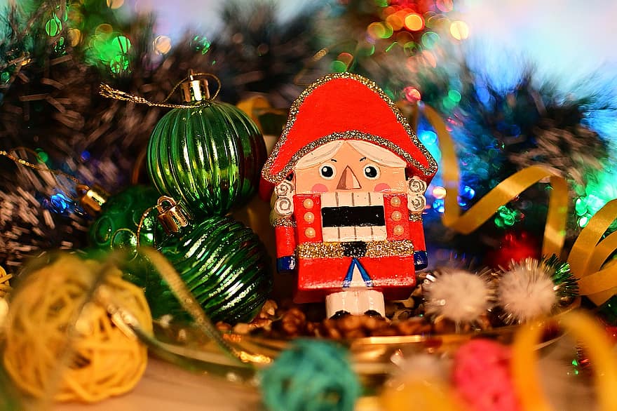 くるみ割り人形、デコレーション、ボール、見掛け倒し、花輪、新年、クリスマス、おとぎ話、魔法、お祝い、贈り物