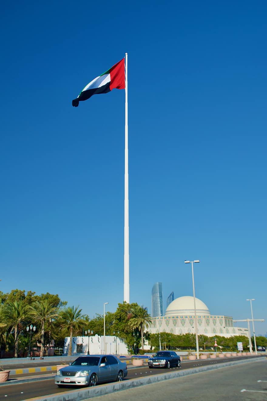 Flagge, VAE, Straße, corniche, Fahnenstange, Abu Dhabi, Vereinigte Arabische Emirate, Marina Beach, Moschee, Wahrzeichen, Stadt