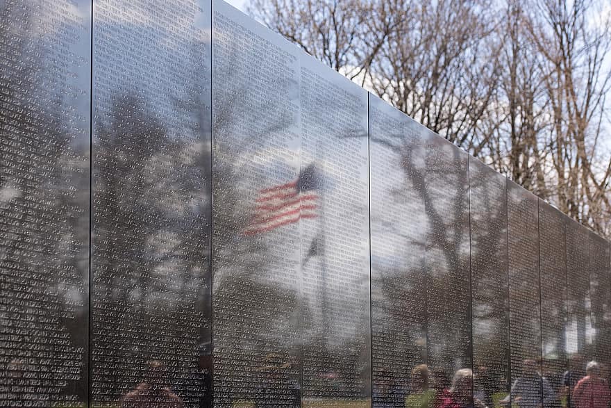 vietnam memorial, Washington DC, steagul american, steag, reflecţie, memorial