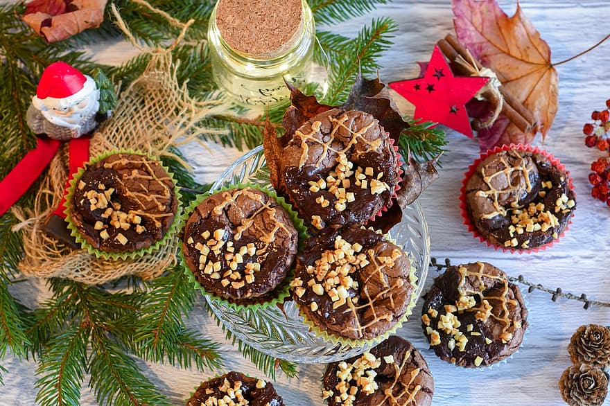 Cupcakes, Gebäck, Weihnachten, Muffins, Schokoladen Cupcakes, gebacken, Advent, Lebensmittel, Dessert, Snack, Backwaren