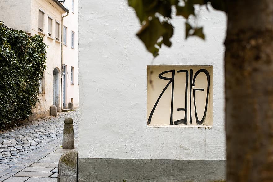 graffiti, perete, Lăcomia În germană, Gier, drum, cale, trotuar, oraș, urban, semn, exteriorul clădirii