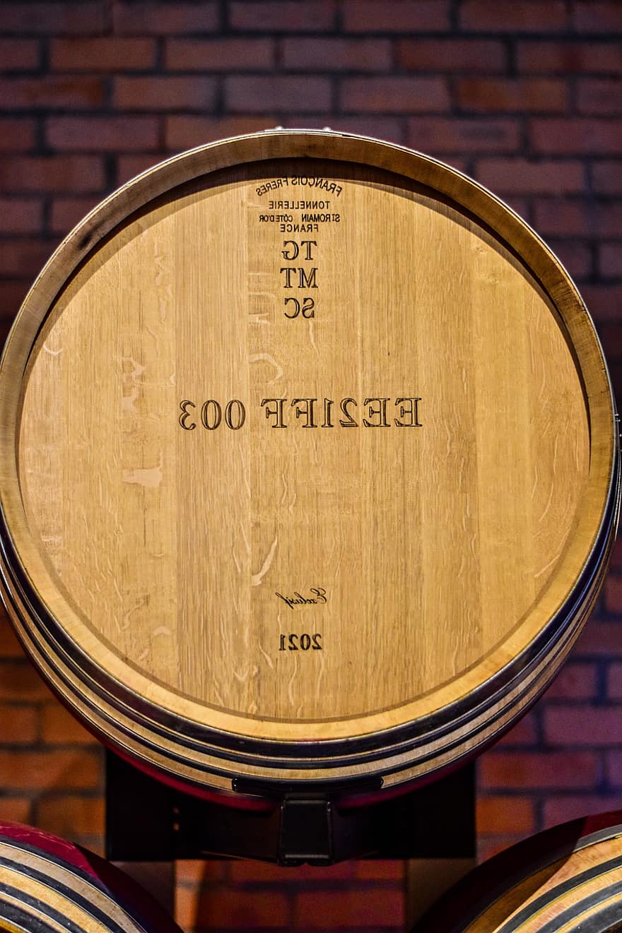 Vinhos Ernie Els, barril de vinho, adega, vinho, barril de madeira, madeira, álcool, bebida, barril, velho, porão