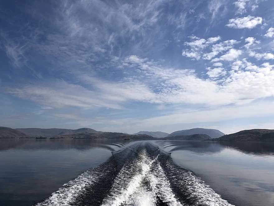 моторная лодка, Моторная лодка, Обучение моторной лодке, Лох Корриб, Galway, Ирландия, синий, воды, волна, летом, пейзаж