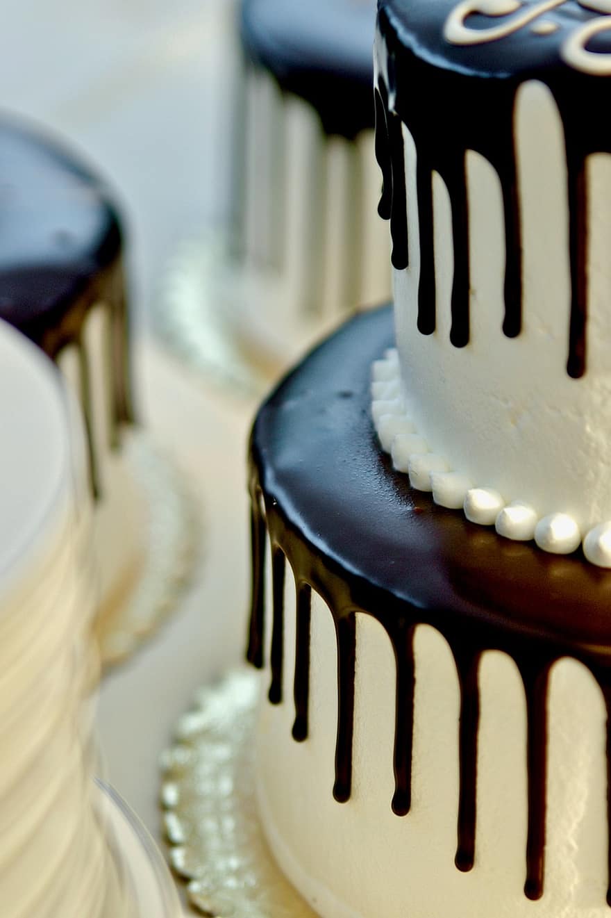 торт, шоколад, весілля, шоколадна глазур, весільний торт, святкування, десерт, солодощі, Запечені кондитерські вироби, випічка, солодкий