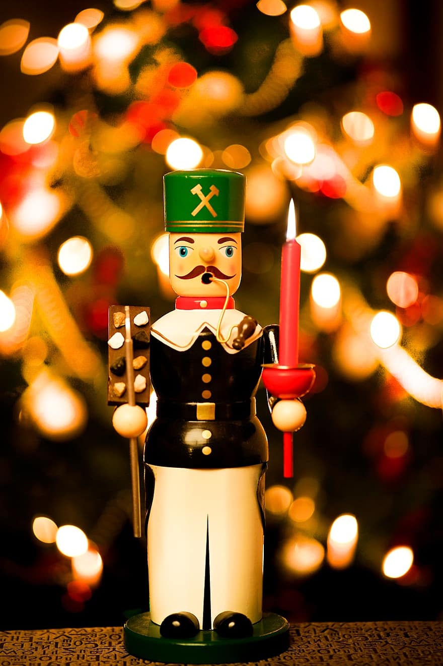 クリスマスくるみ割り人形、クリスマス、デコレーション、クリスマス・イブ、出現、くるみ割り人形、置物、クリスマスの飾り、クリスマスの装飾、装飾的な、装飾
