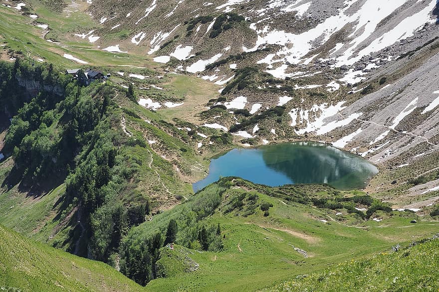 Valle Tannheimer, lago, montañas, Tirol, Austria, naturaleza, montaña, paisaje, hierba, verano, pico de la montaña