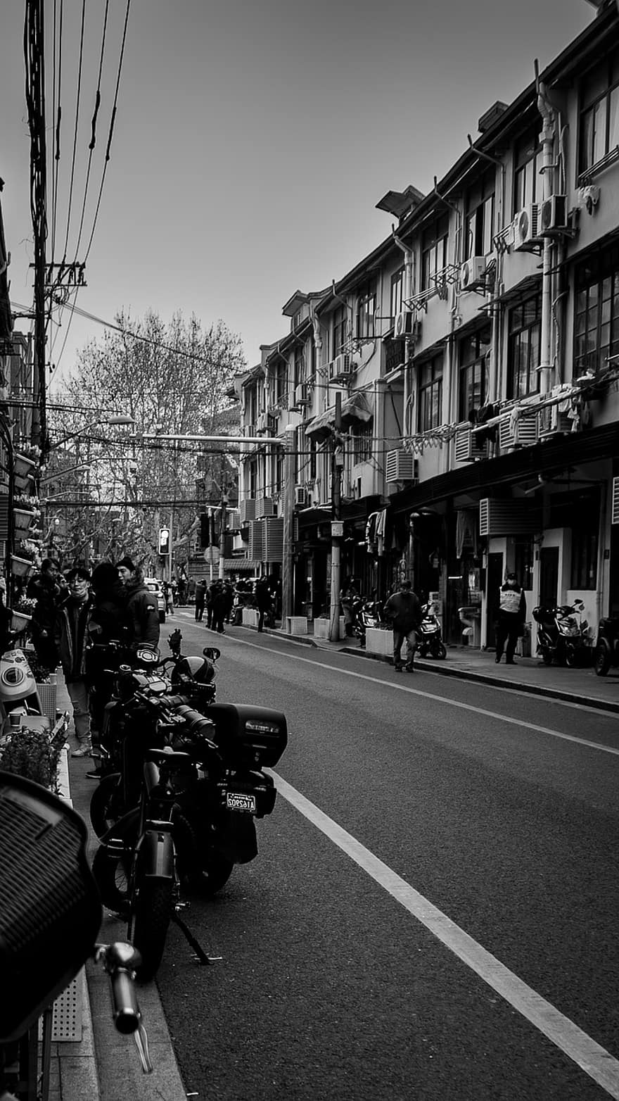 utca, Yongkang út, monokróm, városi, fekete és fehér, városi élet, építészet, forgalom, épület külső, szállítás, utazás
