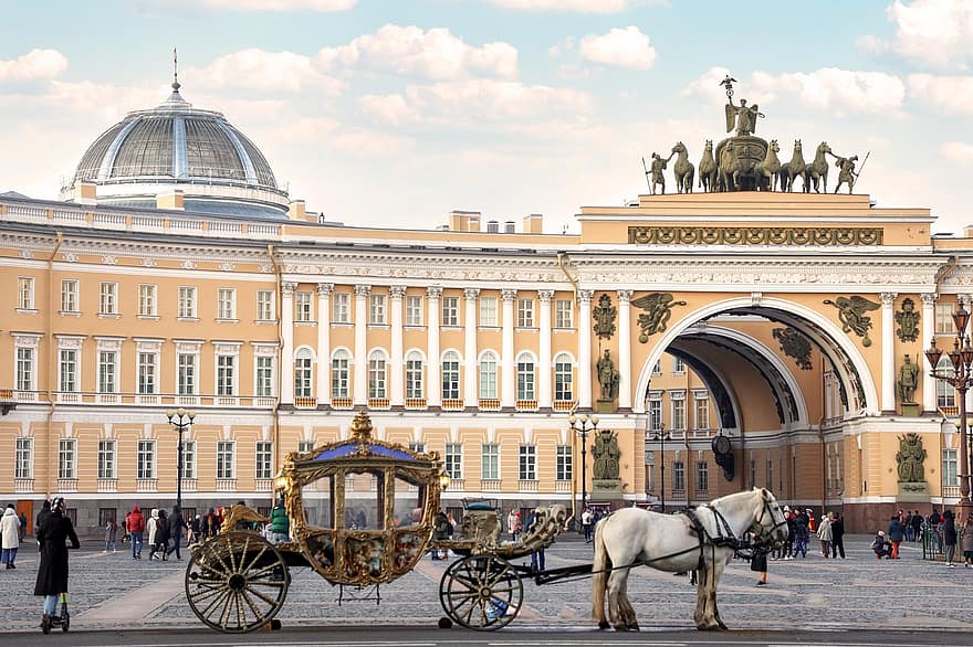 建物、宮殿広場、本部、コーチ、都市、サンクトペテルブルクロシア、ロシア、シティ、空、散歩、人