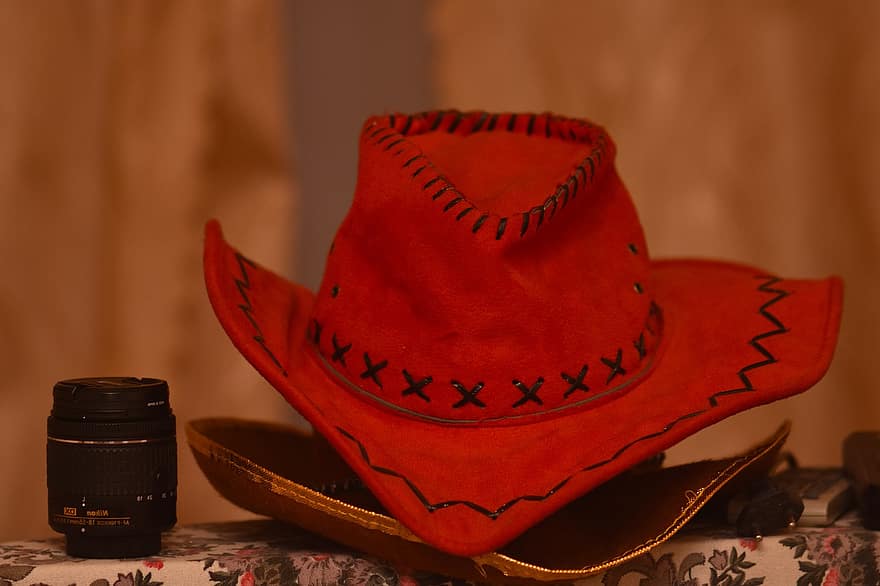 kovbojský klobouk, objektiv, čepice, móda, oblečení, detail, staromódní, muži, jeden objekt, dřevo, kovboj