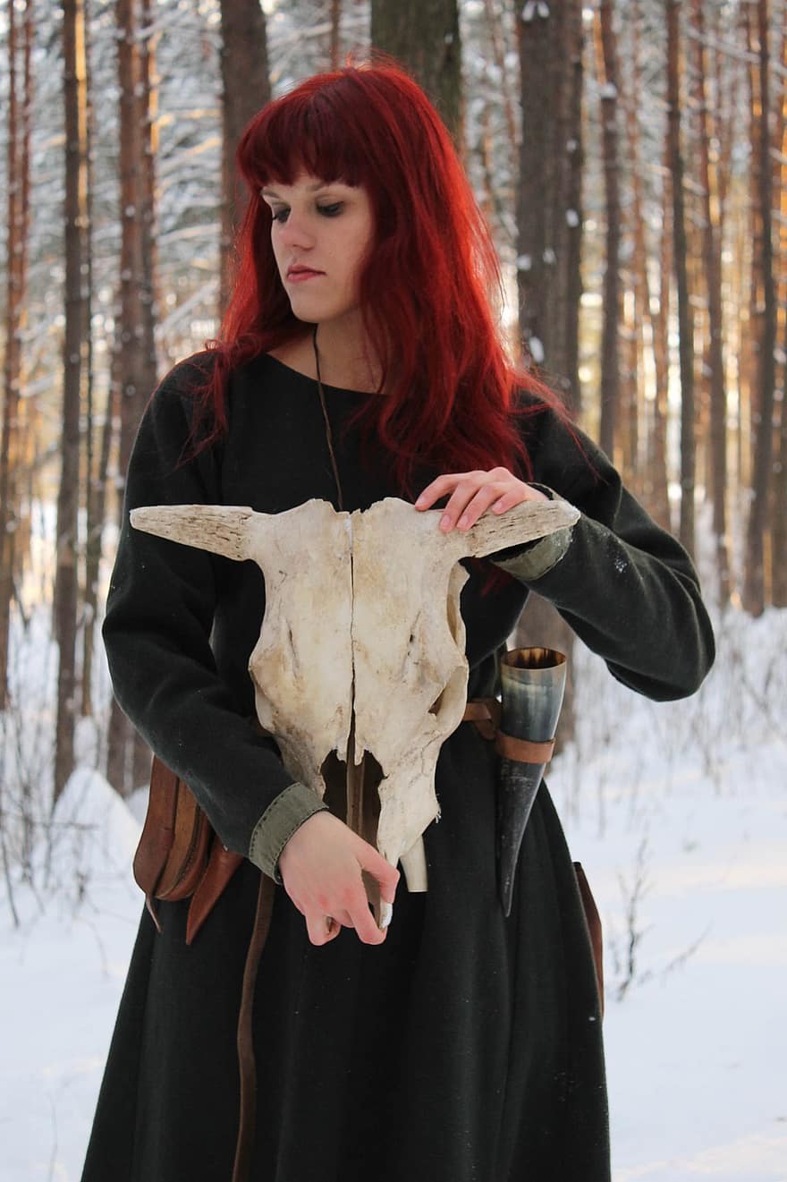 Woman, Dress, Skull, Gothic, Ritual, Witch, Fantasy, Magic, Mysterious, Fairytale, Medieval