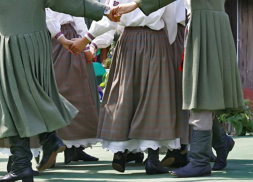 Danse, groupe, tradition, jambes, des chaussures, ensemble, jupe, folklore, chaussure, des cultures, habits traditionnels