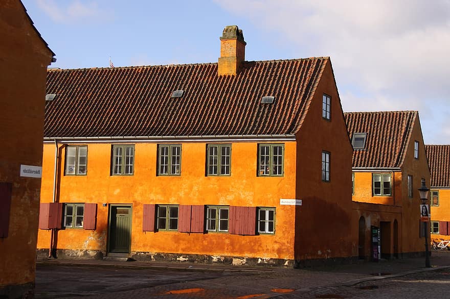 Nyboder, case, Distretto delle case a schiera, copenhagen, Danimarca, attrazione turistica, architettura, esterno dell'edificio, tetto, struttura costruita, vecchio
