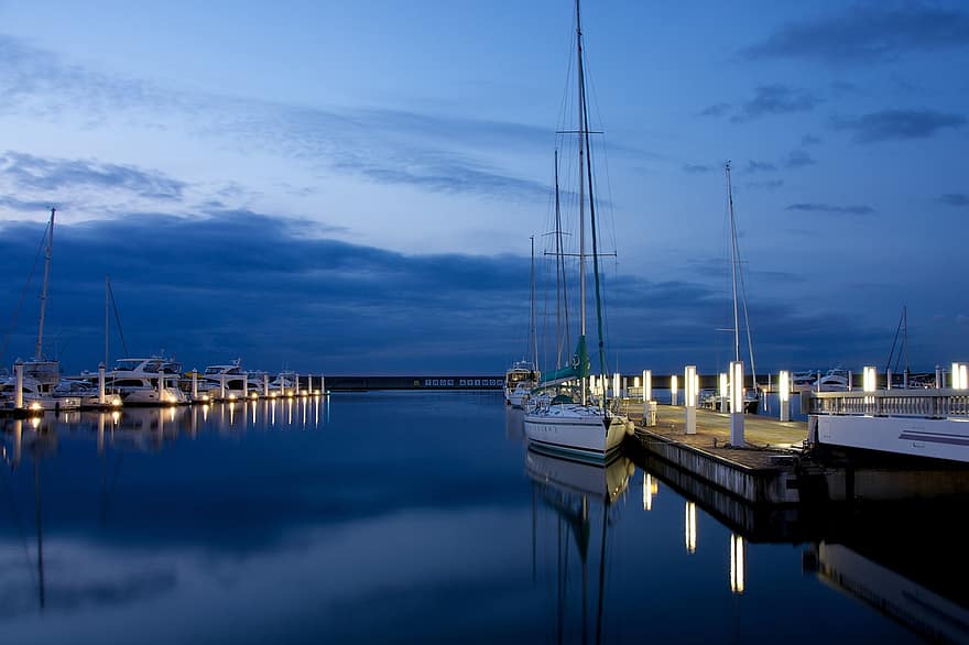 Yacht, Hafen, Meer, Boote, Dock, Seebrücke, Beleuchtung, Yachthafen, Wasser, Reflexion, Abend