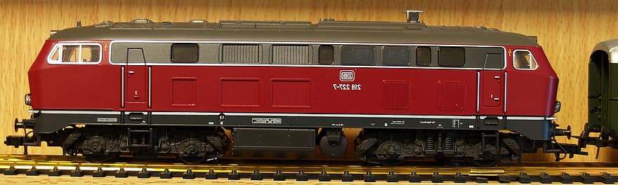 model tog, br218, diesel lokomotiv