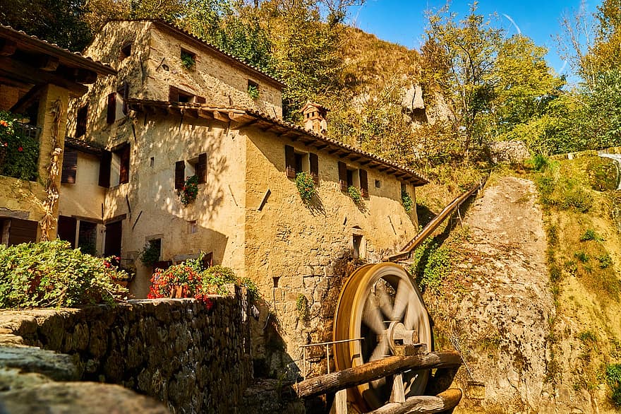 Italie, Route du Prosecco, moulin à eau, roue à eau, architecture, méditerranéen
