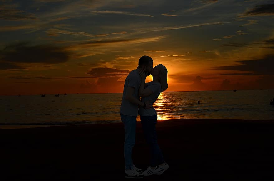 solnedgang, par, kys, strand, elskere, romantisk, silhuet, hav, kyst, romantik, forhold