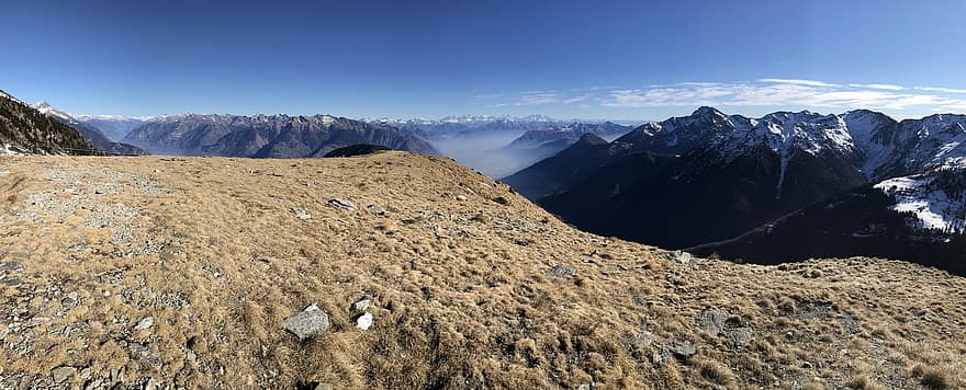 Panorama Från Snake, Mot stenen han kör, alpinväg, alperna, promenad, himmel, blast, utflykter, vandring, bergen, natur