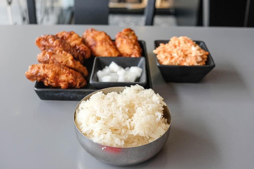 طعام ، أرز ، طبق ، المطبخ الآسيوي ، فاتح الشهية ، دجاج ، أطباق ، وجبة عشاء ، وجبة ، الذواقة ، غداء