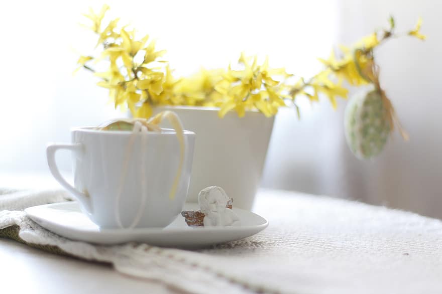 húsvéti, tea, kávé, húsvéti dekoráció, virágok, dekoráció, reggel, sárga virágok, közelkép, virág, frissesség