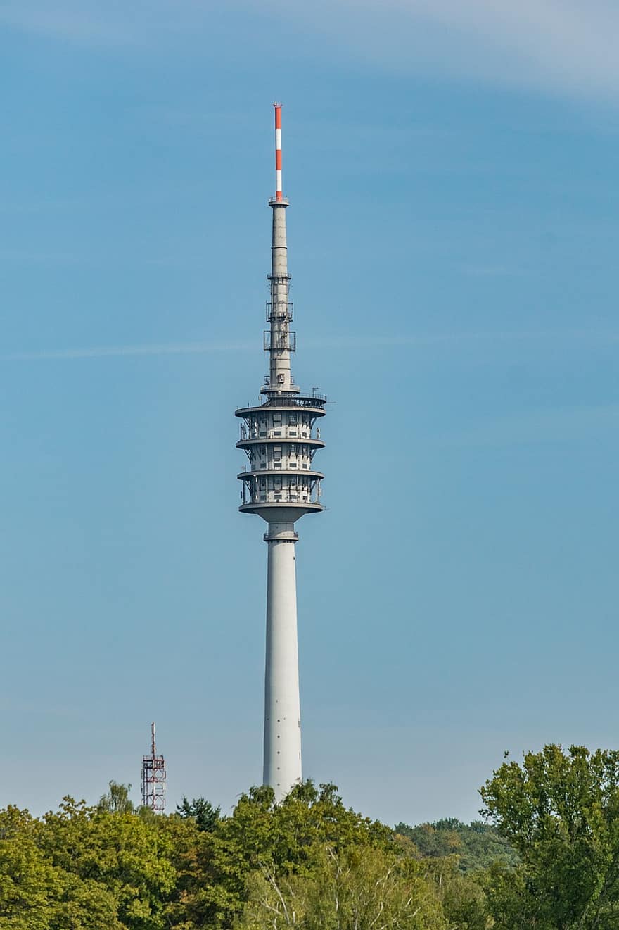věž, rádio věž, přenosová věž, antény, wannsee