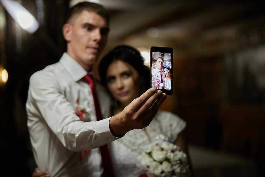 selfie, bryllup, nygifte, smarttelefon, mobiltelefon, brudgommen, brud, brud og brudgom, mann og kone, bildeopptak, tar et bilde