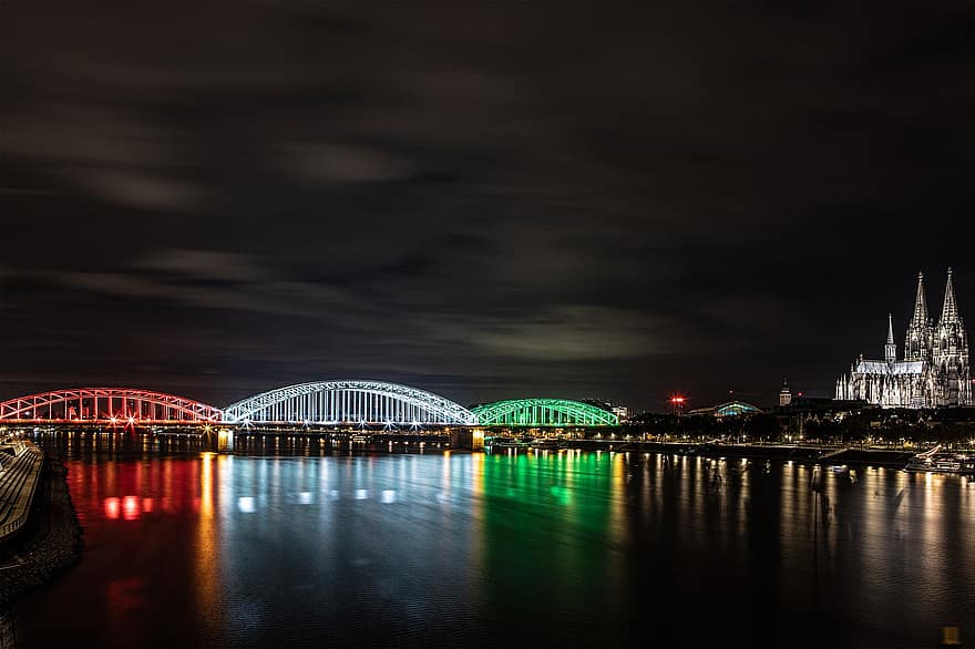 мост, Рейн, река, Кьолн, Hohenzollern мост, железопътен мост, дом, осветен, нощно време, атмосфера, светлина