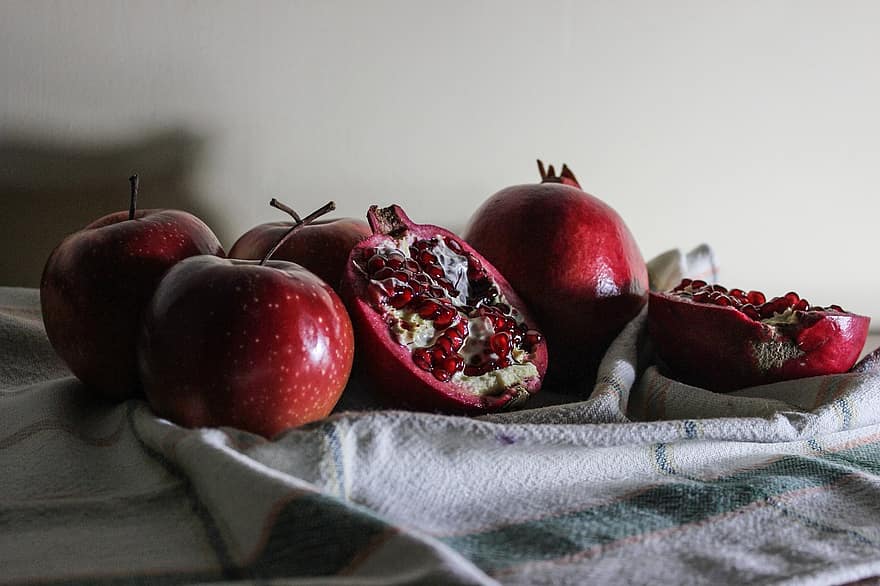Pomegranates, Fruits, Food, Fresh, Healthy, Ripe, Organic, Sweet, Produce, fruit, freshness