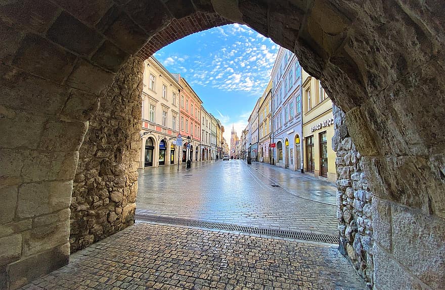 kasaba, seyahat, turizm, krakow, Polonya, Aziz Florian Kapısı, St Mary's, bazilika