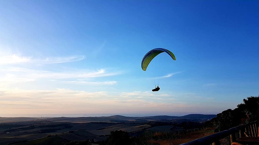 Paragliding Flight, Paragliding, Flying, dom, Flight, See The Earth From Above, Vision, Height, Thermals, Good View, High