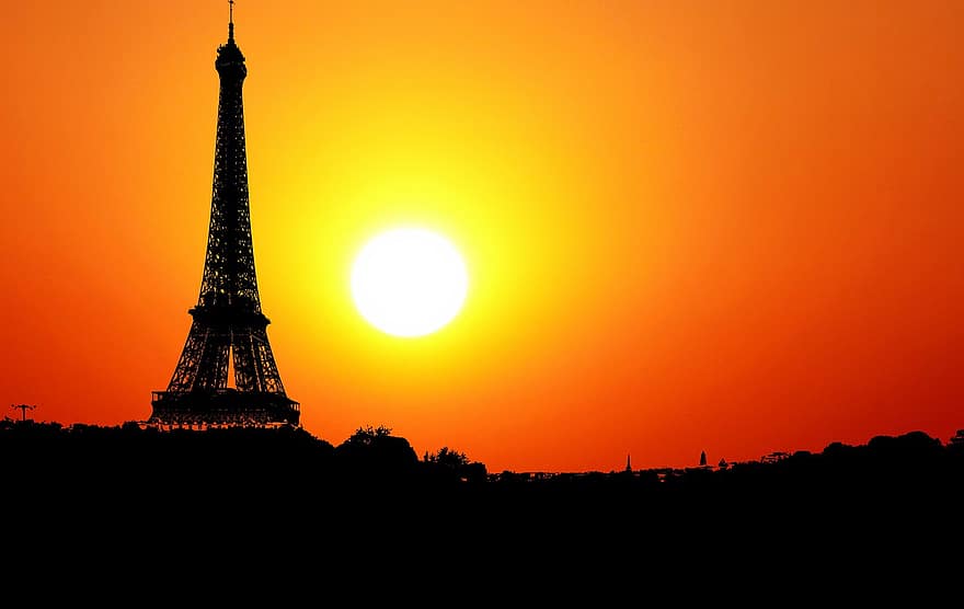 พระอาทิตย์ตกดิน, ปารีส, เมือง, หอไอเฟล, ฝรั่งเศส, พลบค่ำ, สถาปัตยกรรม, การท่องเที่ยว, ประวัติศาสตร์, มีชื่อเสียง, ตอนเย็น