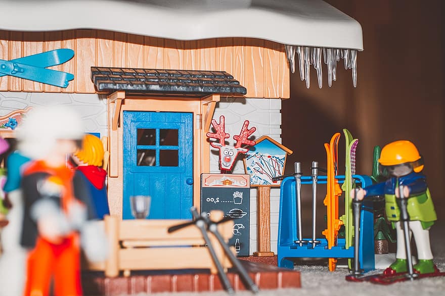 jucărie, copilărie, Cabana de schi, figurină