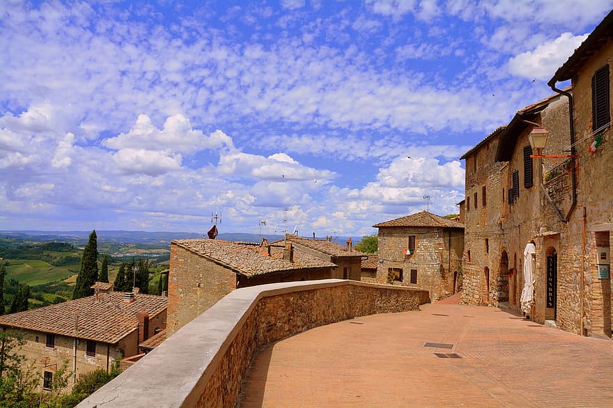 những ngôi nhà, bầu trời, những đám mây, nhìn thoáng qua, thánh gimignano, tuscany, Nước Ý, du lịch, phong cảnh, đường