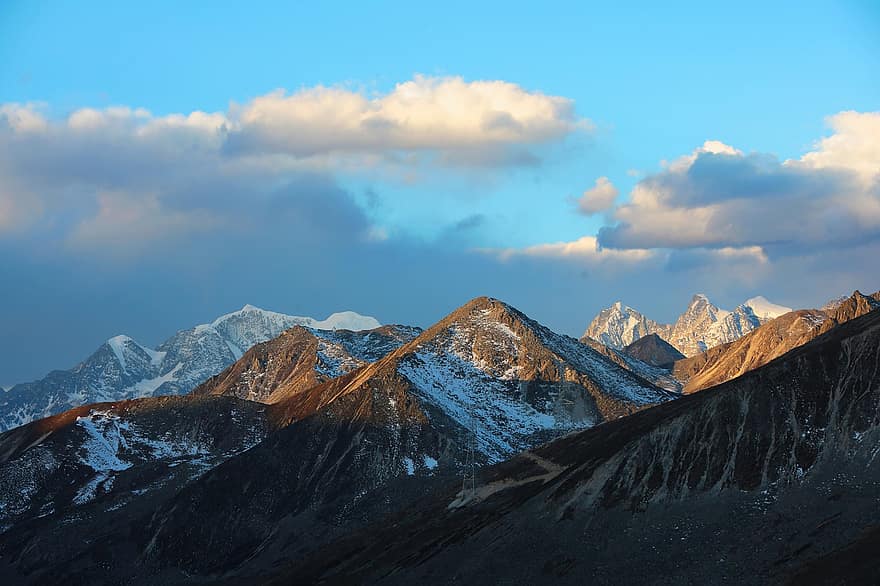 Mount Gongga, Mountain Range, Snow, Nature