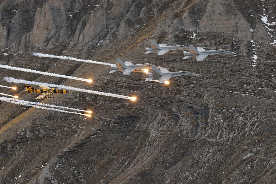 Boeing F A-18 Hornet, máy bay chiến đấu phản lực, tuabin, máy bay quân sự, Huấn luyện phản lực, không quân, bắn trên không, thợ săn hàng rong
