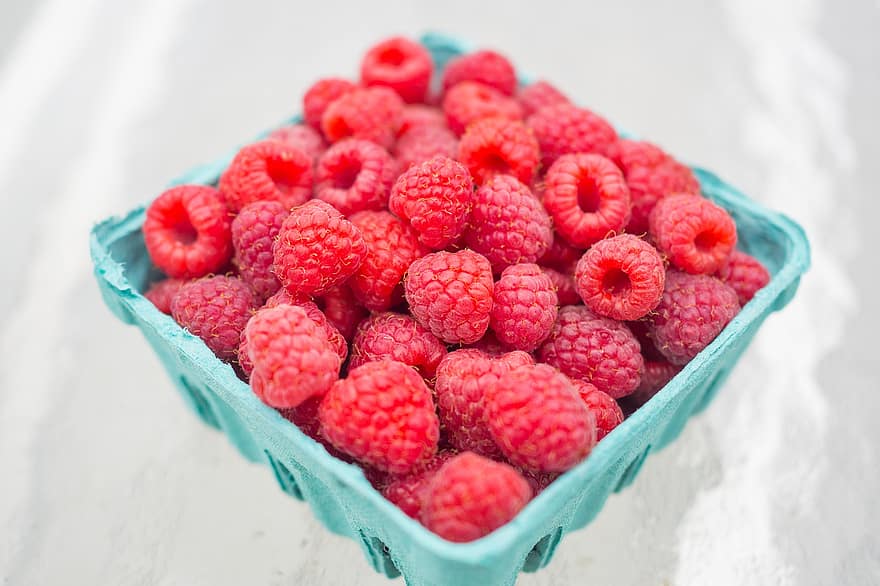 Raspberry, Fresh, Picked, Fruit, Farm, Food, Red, Berries, Sweet, Healthy, Delicious