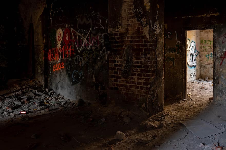 bâtiment abandonné, Urbex, graffiti, art urbain, Exploration Urbaine, sale, abandonné, ruiné, vieux, endommagé, effrayant