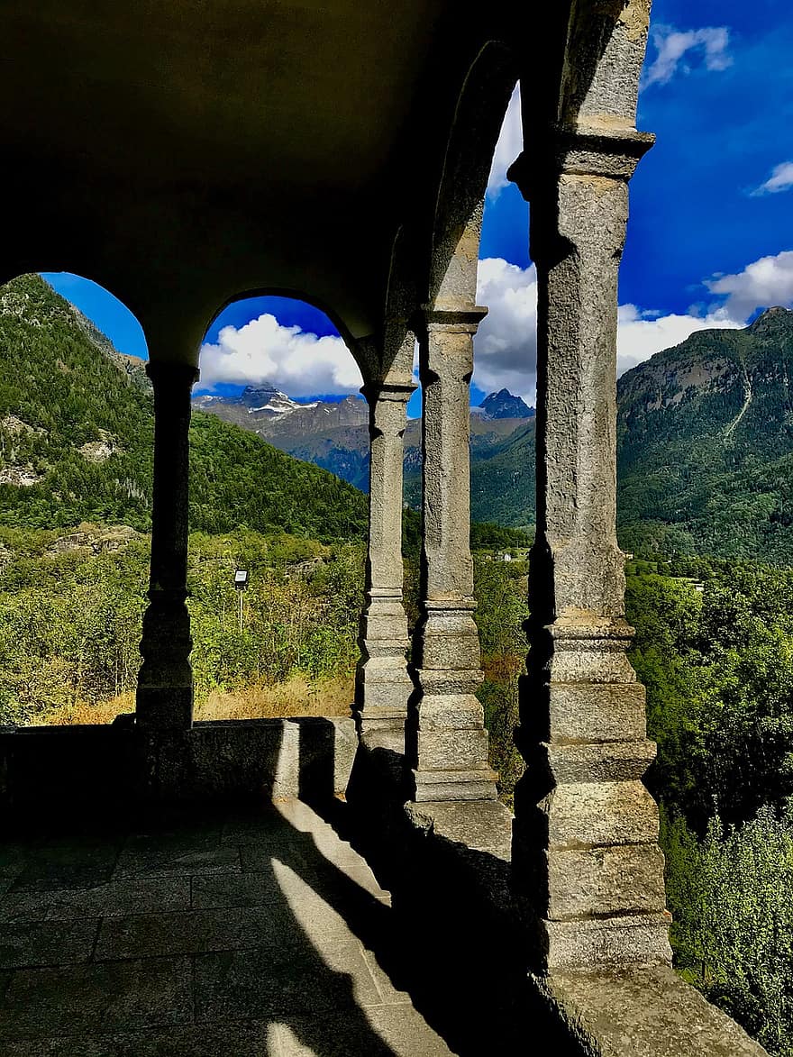 Oratorio Di Crego, Italia, restos, Iglesia, piedemonte, montañas, Alpes, montaña, arquitectura, paisaje, lugar famoso